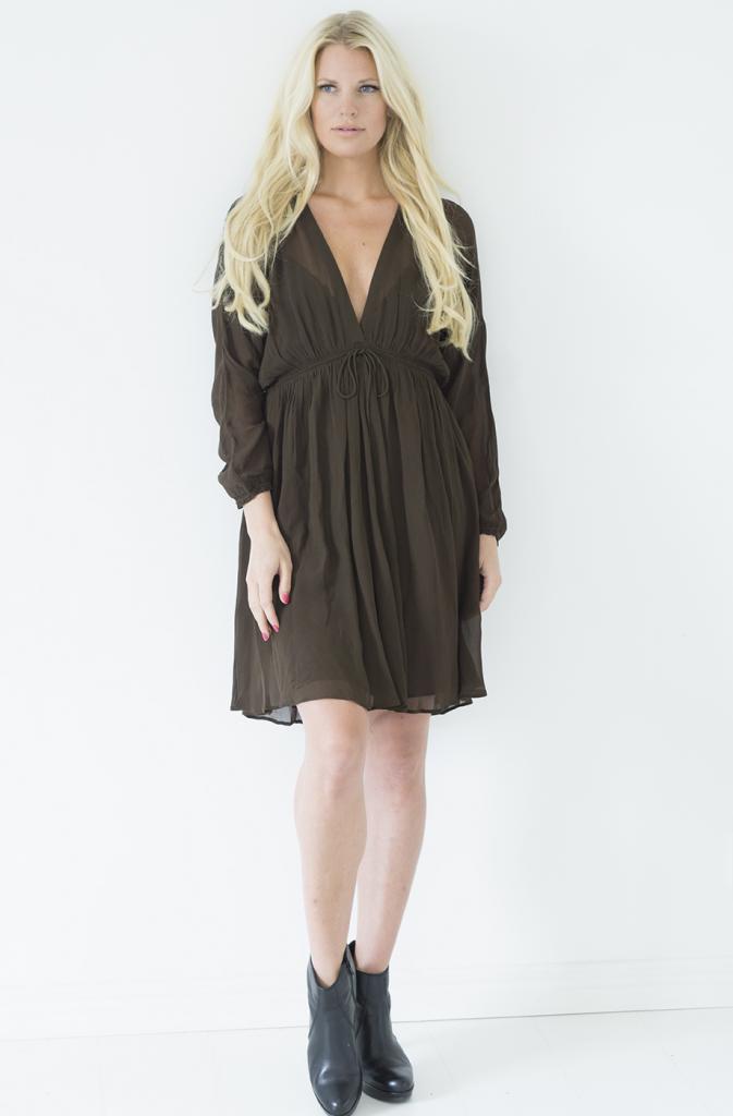 linen gown by timo