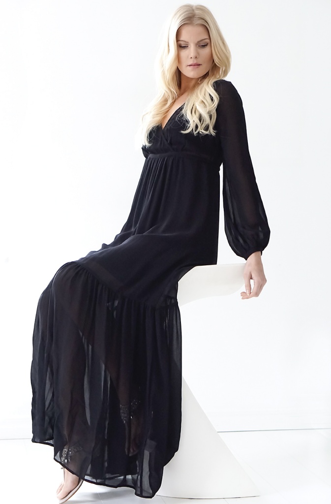 by timo linen gown