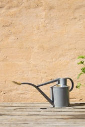 Vattenkanna 1 Liter Ljusgrå