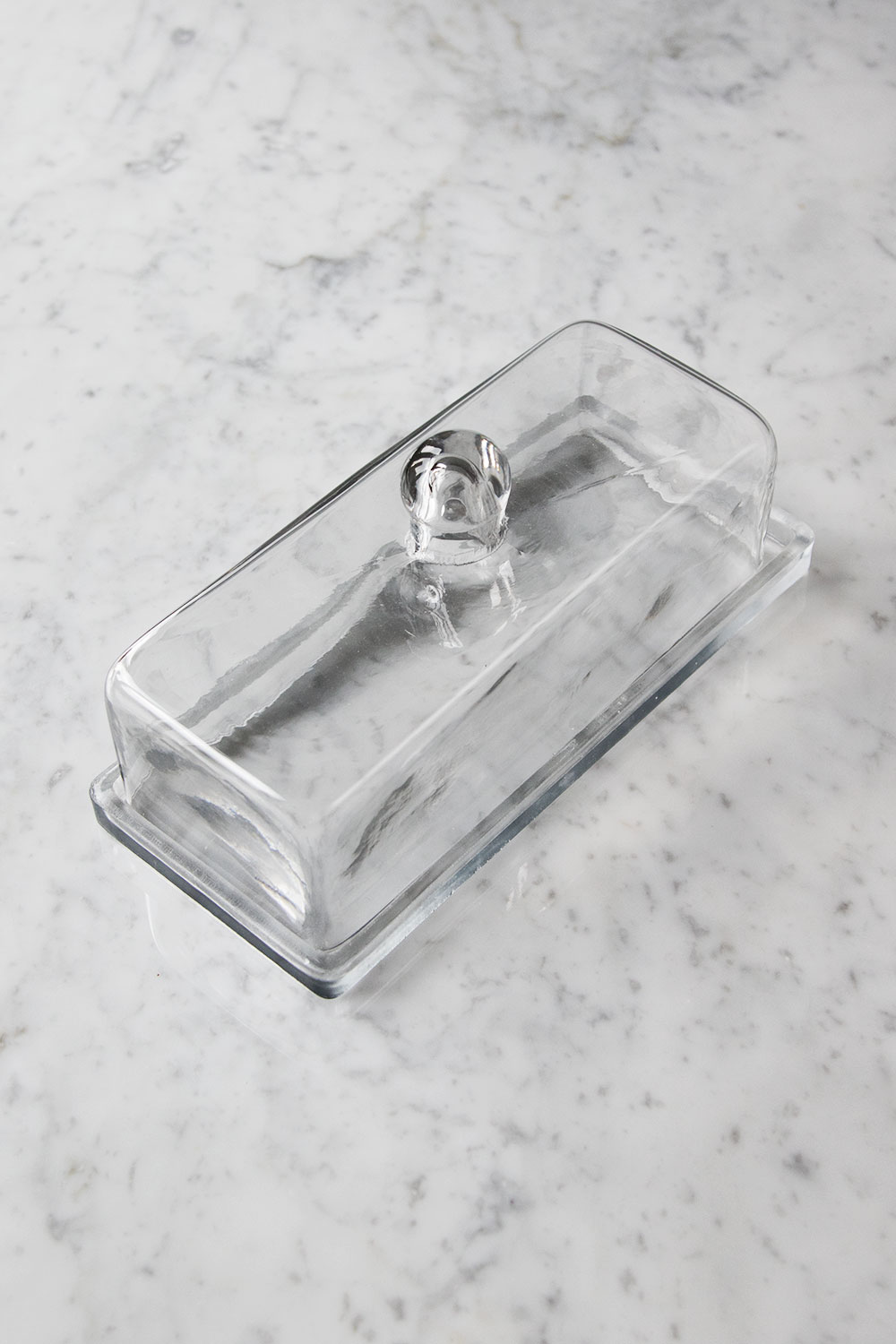 Smör/ostkupa av Glas