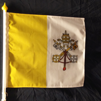 Vatikanflagga, fasad