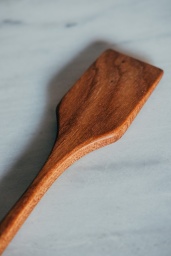 London Elm Spatula