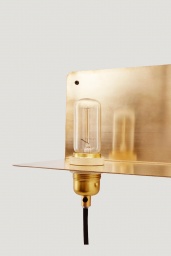 Frama 90° Wall Light Brass