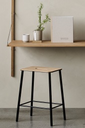 Frama Studio Stool Svart/Ek
