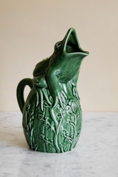 Pitcher Frog Green
