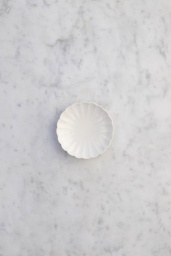 Chrysanthemum Plate Small