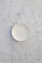 Chrysanthemum Plate Medium