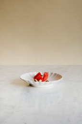 Chrysanthemum Plate Medium
