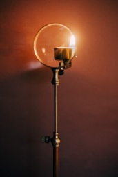 Magnifying Candle Holder S
