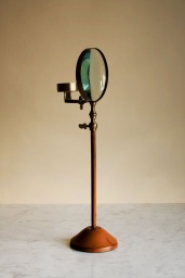 Magnifying Candle Holder L