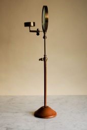 Magnifying Candle Holder L