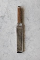 Microplane Zestjärn Valnöt