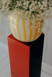 Juice Vase Wide Yellow