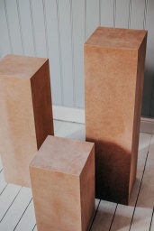 Piedestal Furan RAW L