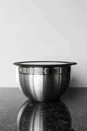 Rösle Bunke i 5,4 L med lock