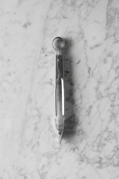 Tång i Rostfritt Stål 17,8 cm