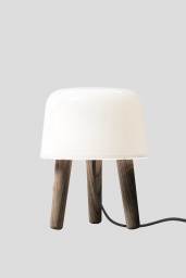 Milk Bordlampa Rökt Ek