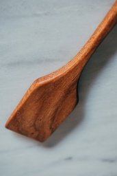 London Elm Spatula