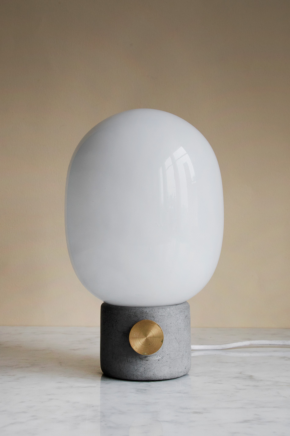 JWDA Table Lamp Concrete