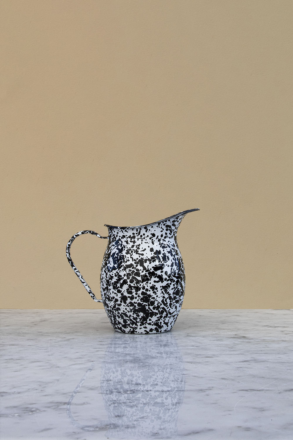 Kanna Splatter Black