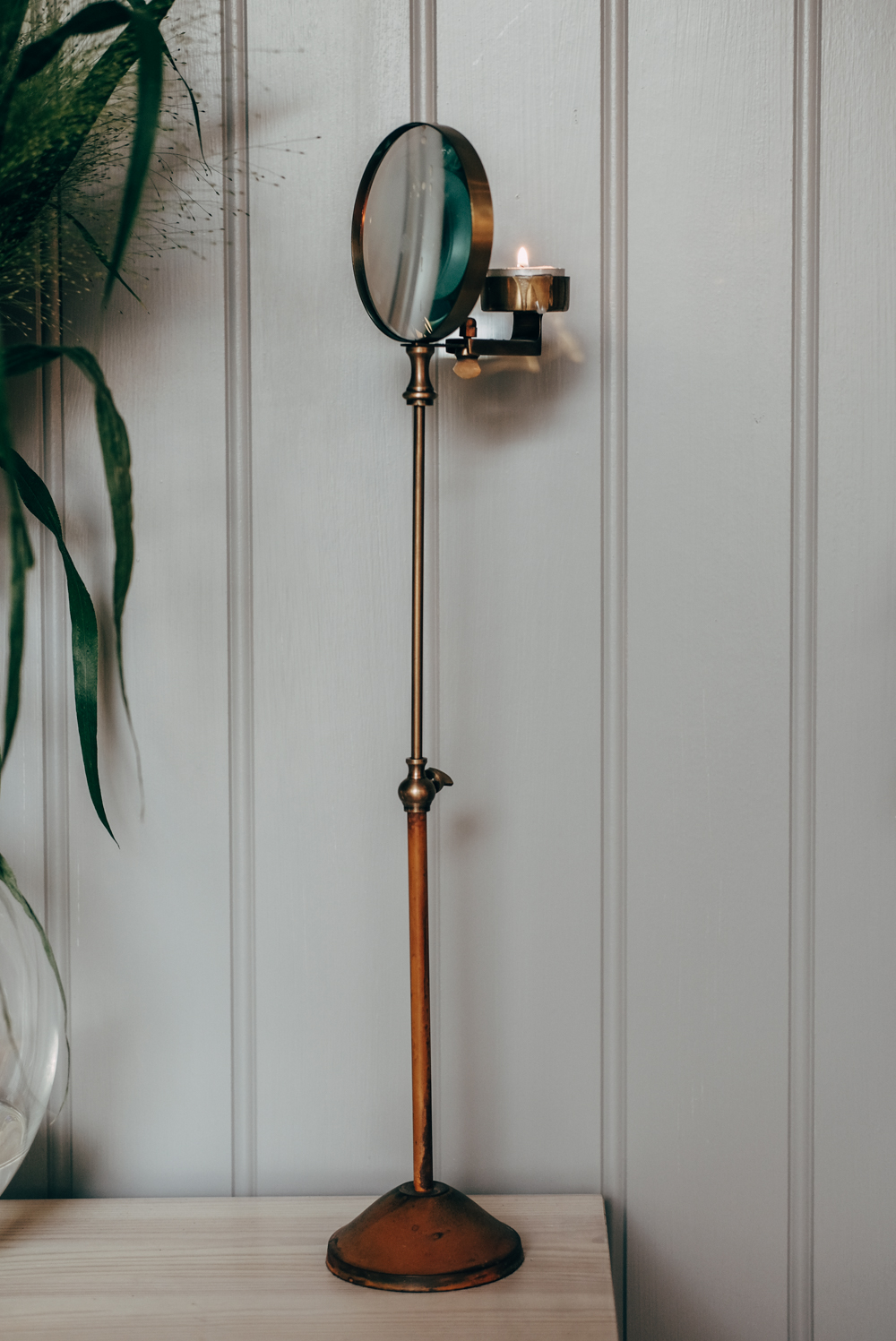 Magnifying Candle Holder L