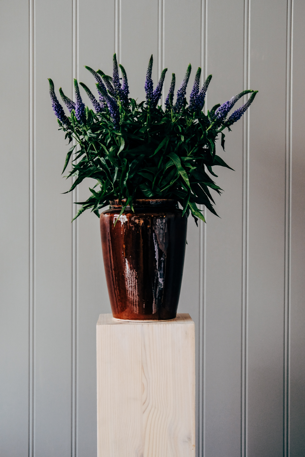 Cone Vase Brown