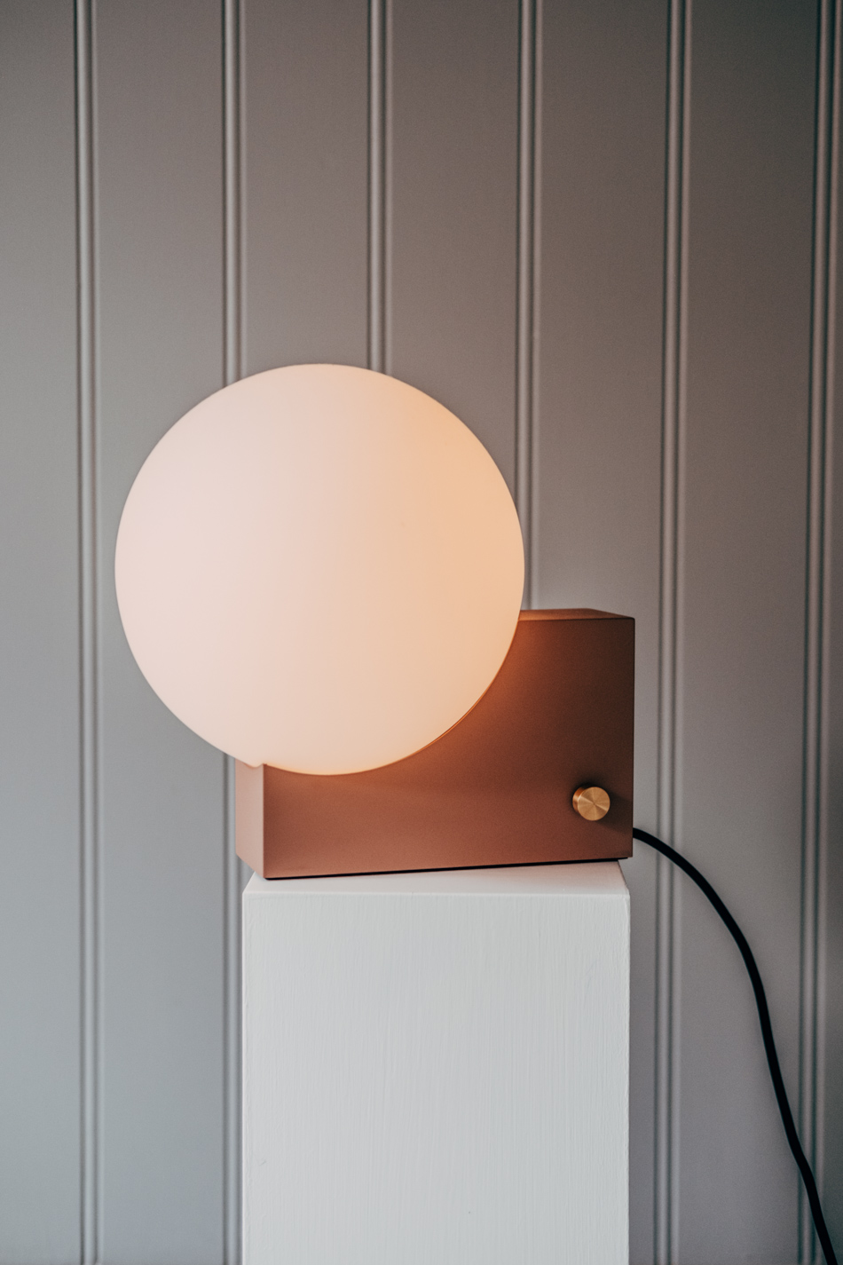 Journey Table & Wall lamp Clay