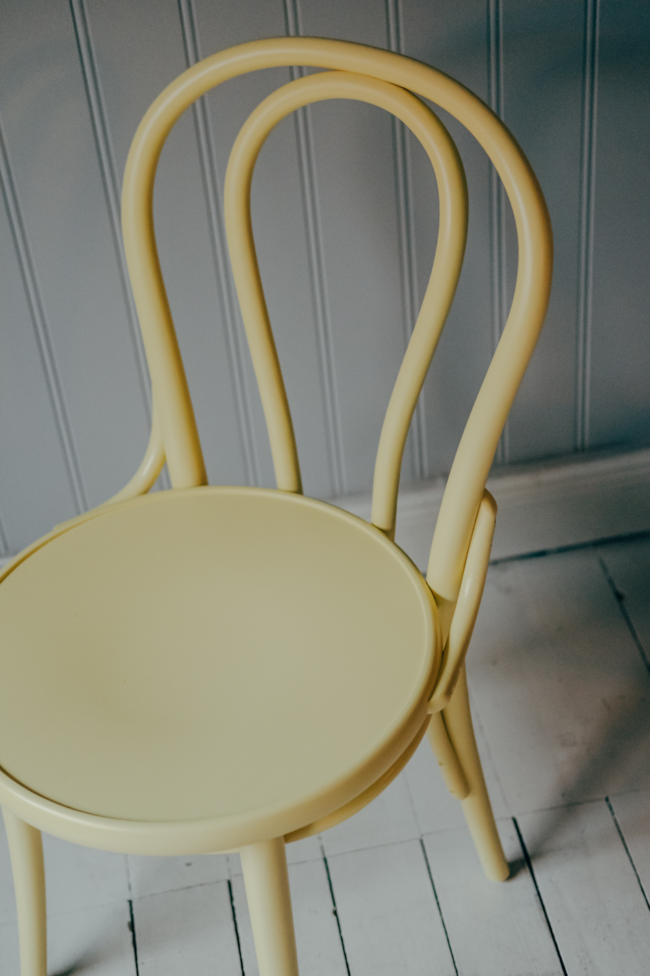 Stol TON No.18 Pale Yellow