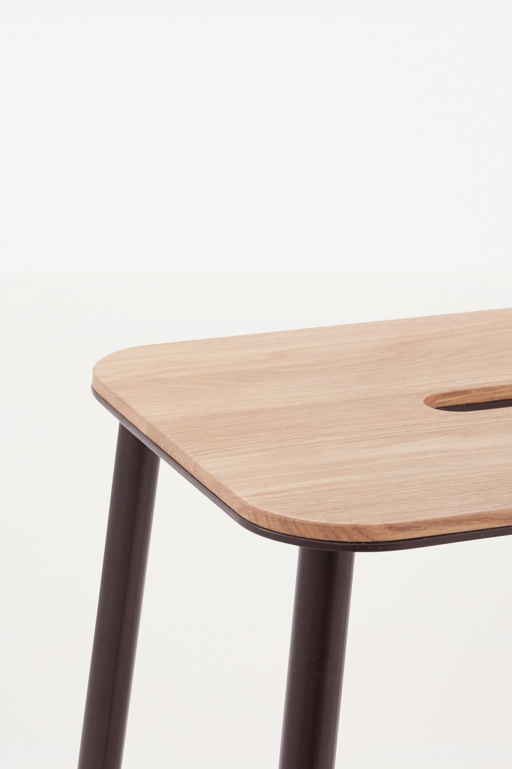 Frama Studio Stool Svart/Ek