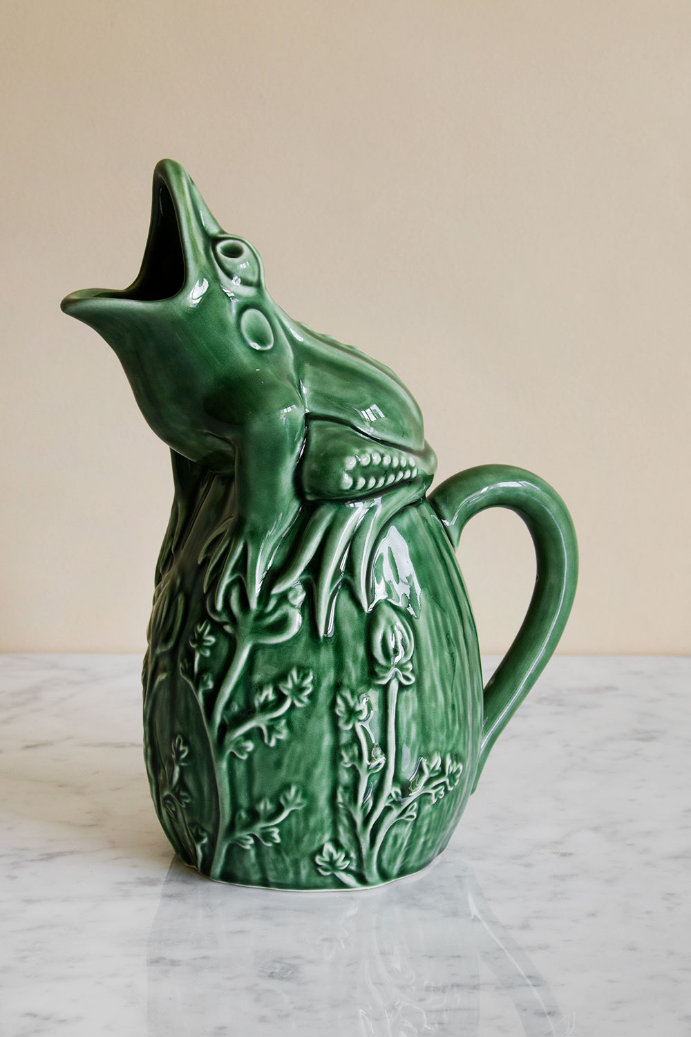 Pitcher Frog Green