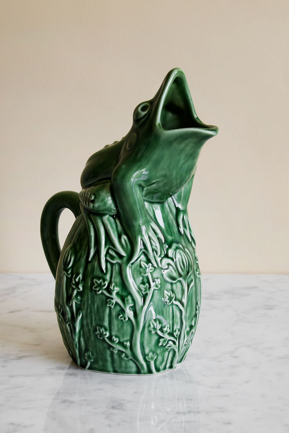 Pitcher Frog Green