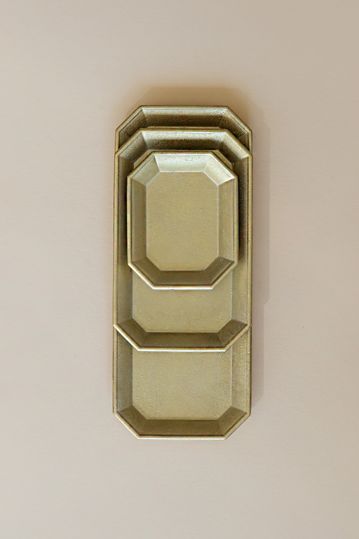 Bricka Stationery Tray Mässing Mellan