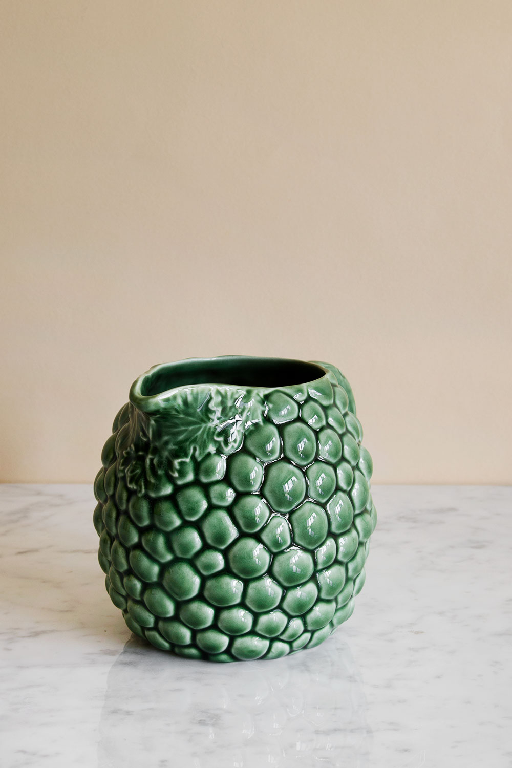 Pitcher Grapes Green