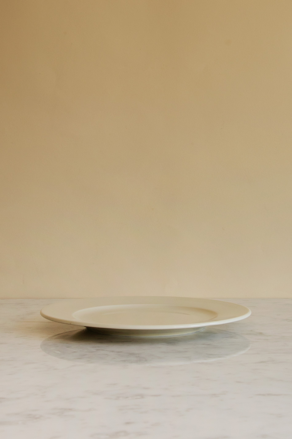 Rainbow Plate 26cm Sand