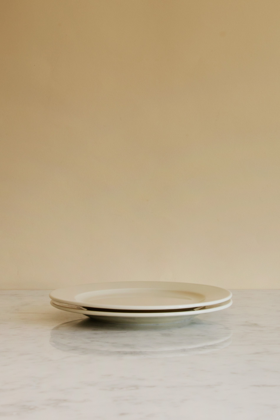 Rainbow Plate 24cm Sand