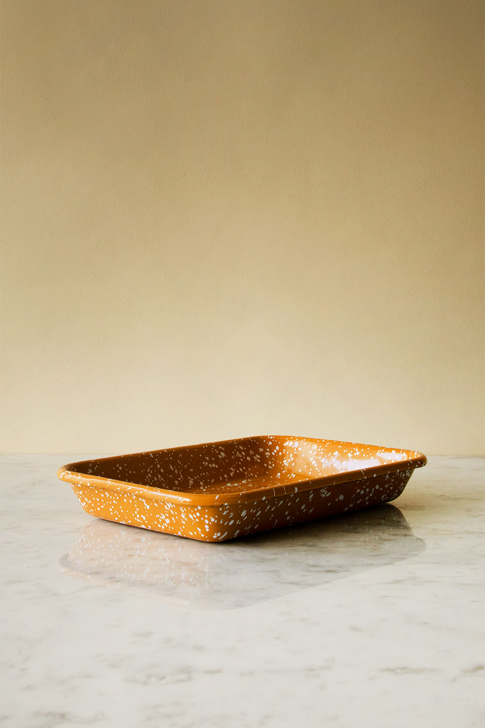 Ugnsform Enamel Tray Speckle Mustard