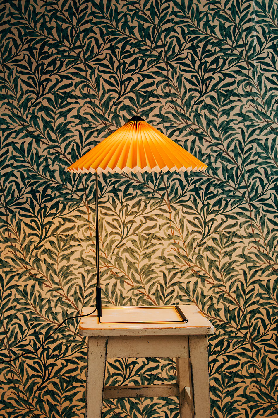 Matin Table Lamp Yellow