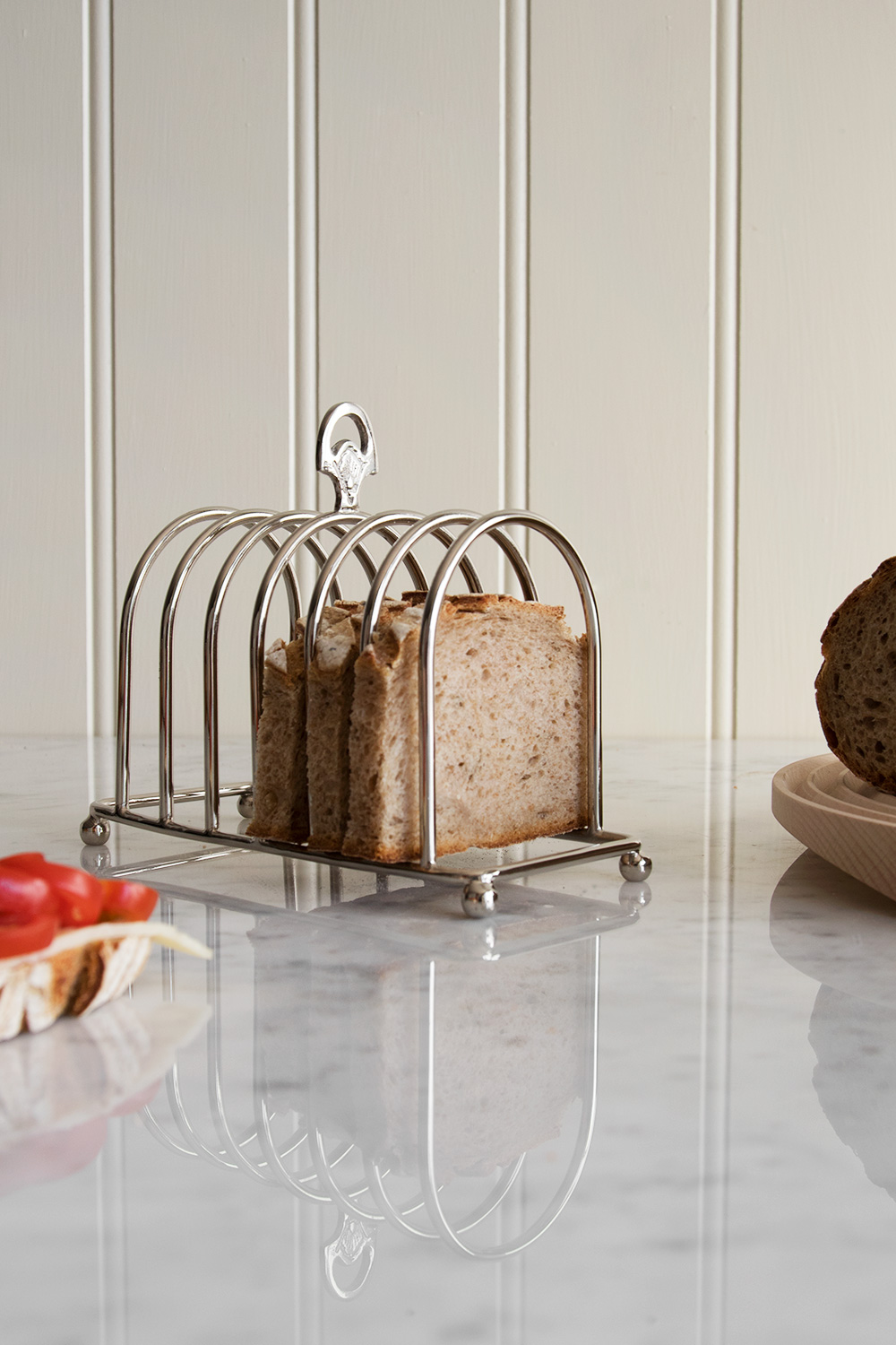 The Hotel Toast stand