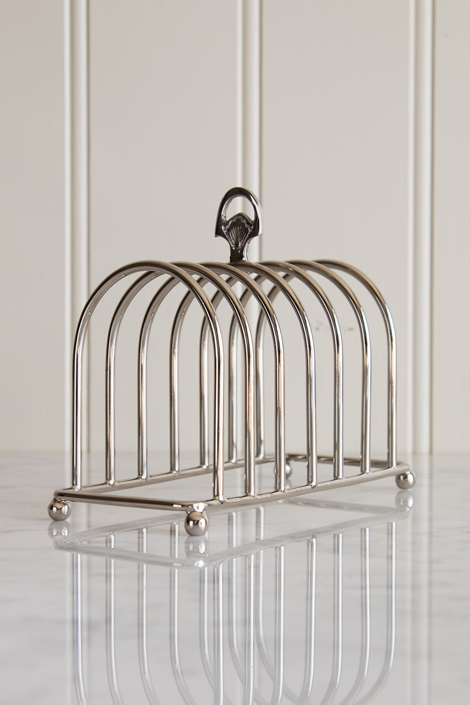 The Hotel Toast stand