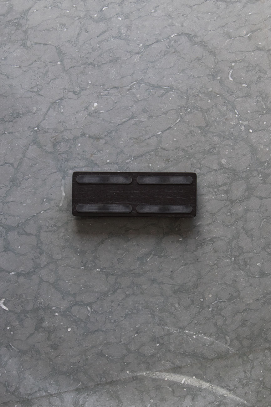 Magnetlist Svartbetsad Ek 16 cm