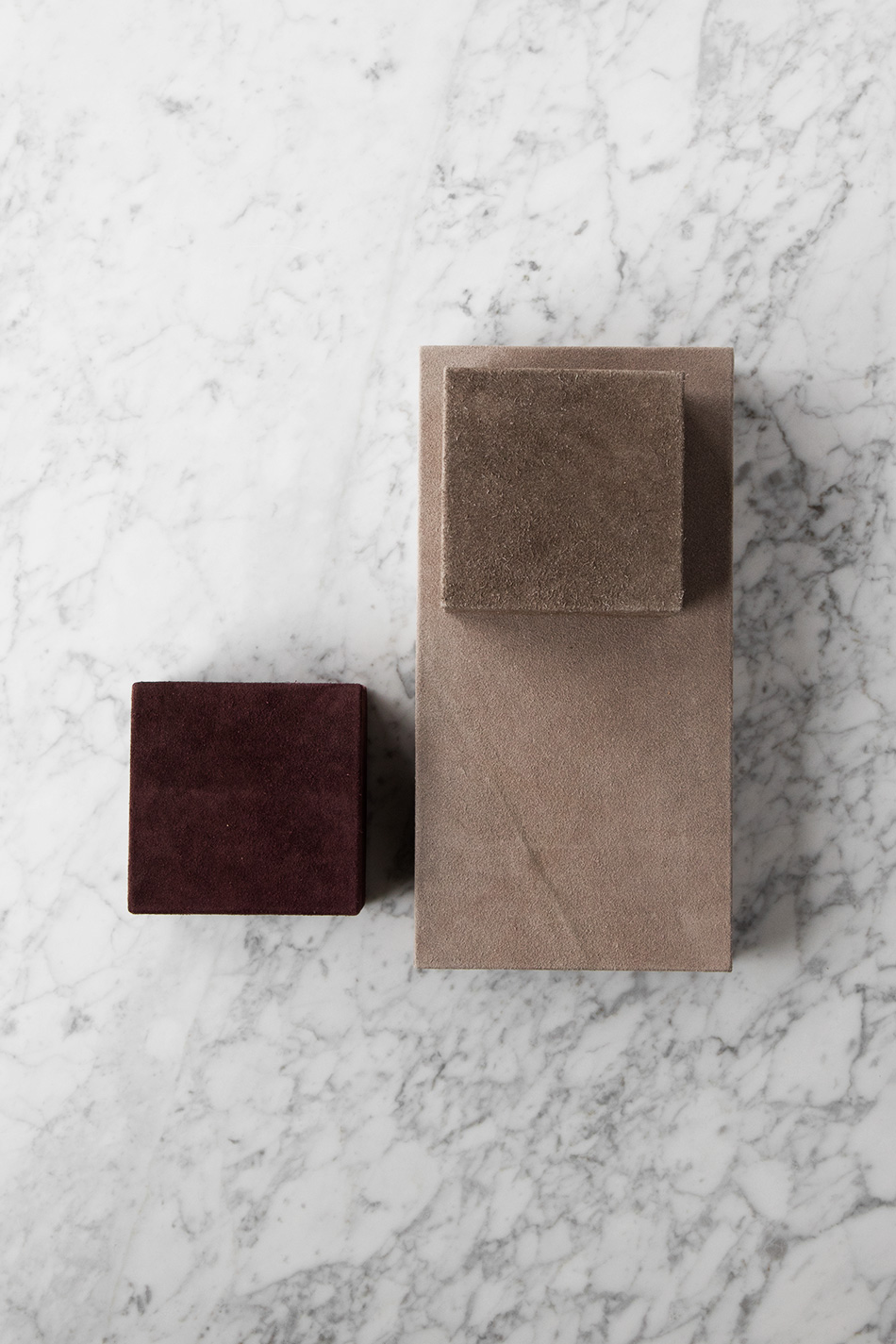 Suede Box Liten Aubergine