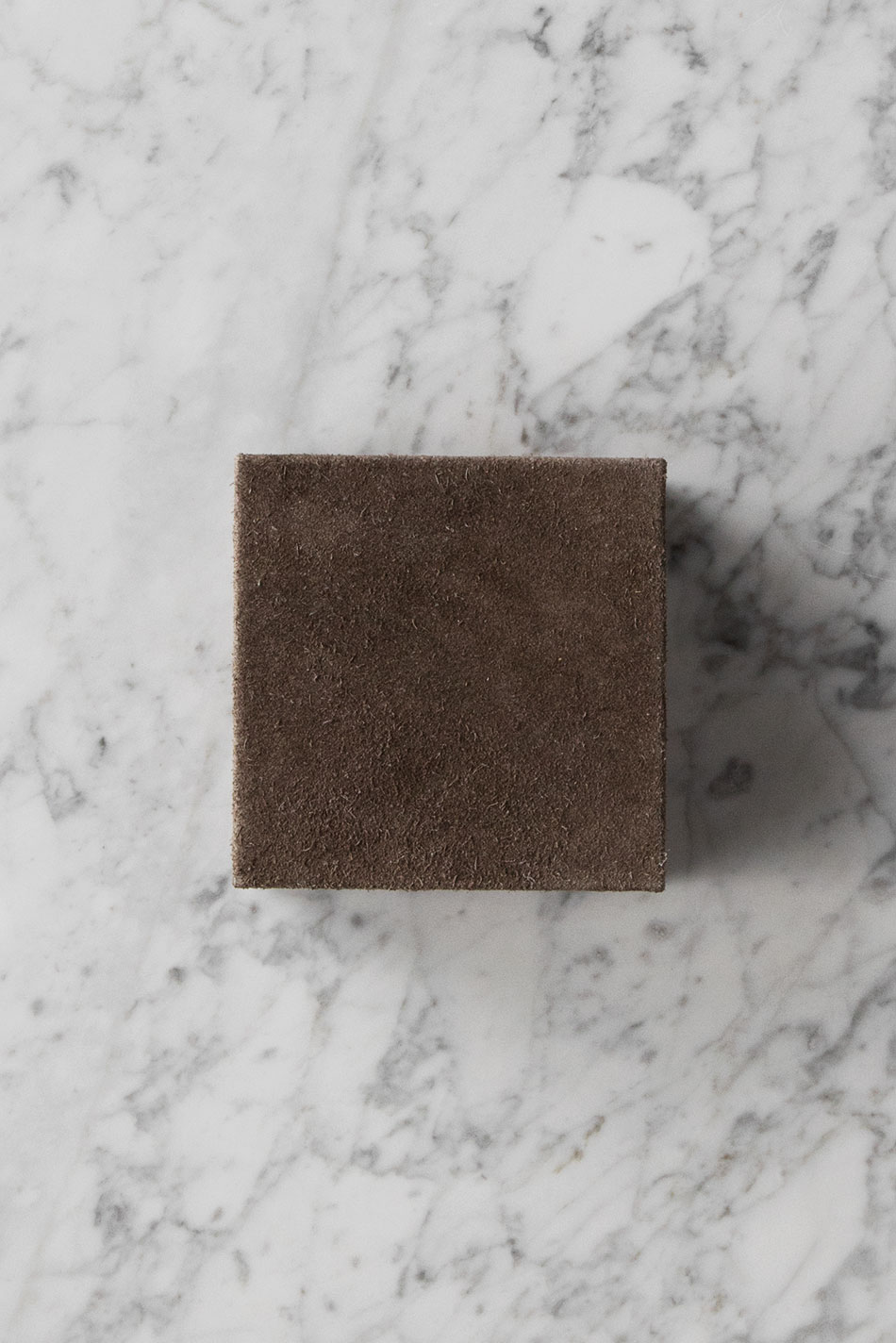 Suede Box Liten Grå