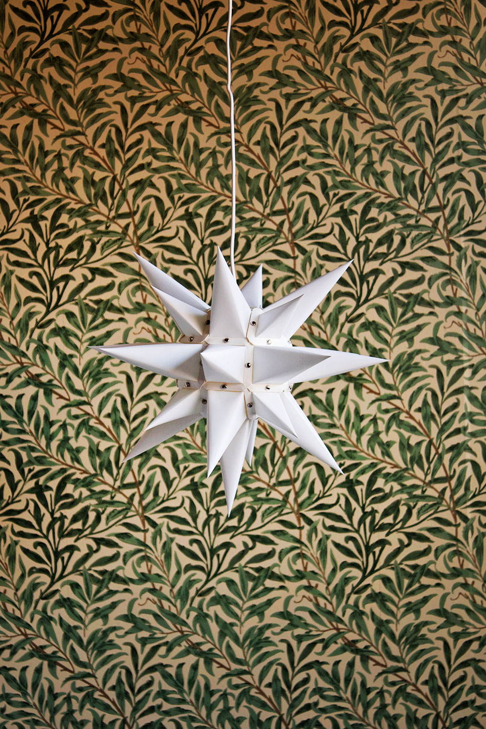Moravia Star White 40cm