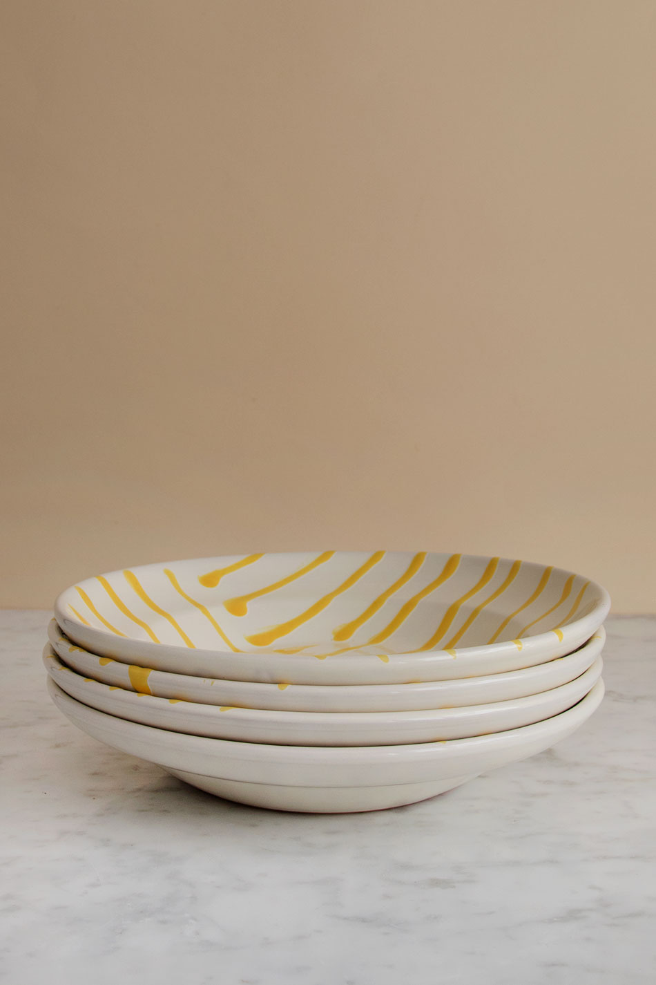 Djup Tallrik Abstract Giallo