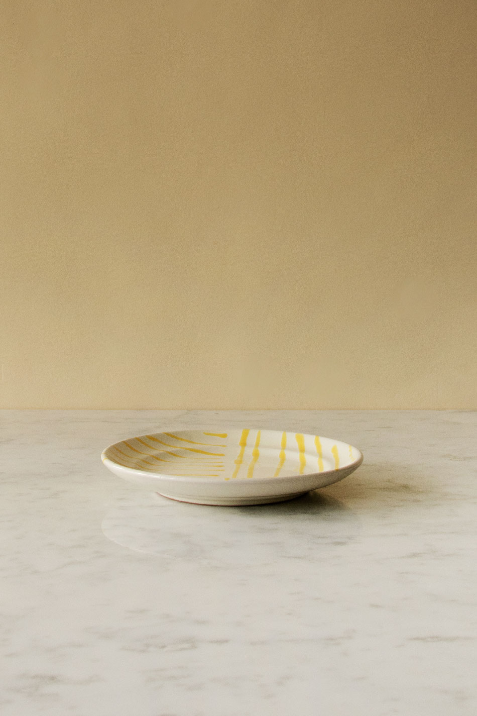 Assiett Abstract Giallo