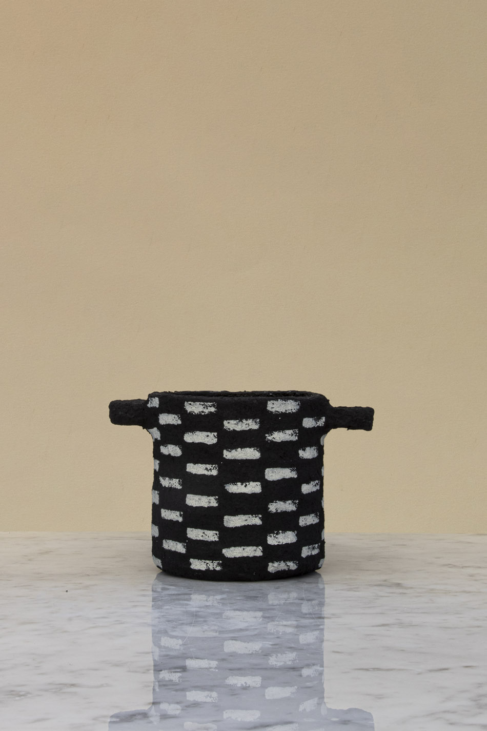 Pot Marie Paper Mache Black