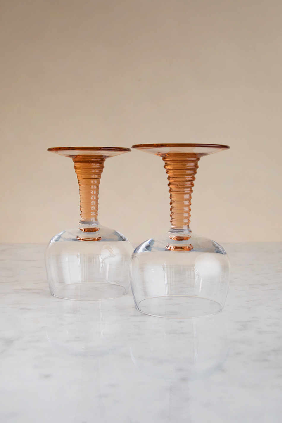 Swirl Wine Glass Nude