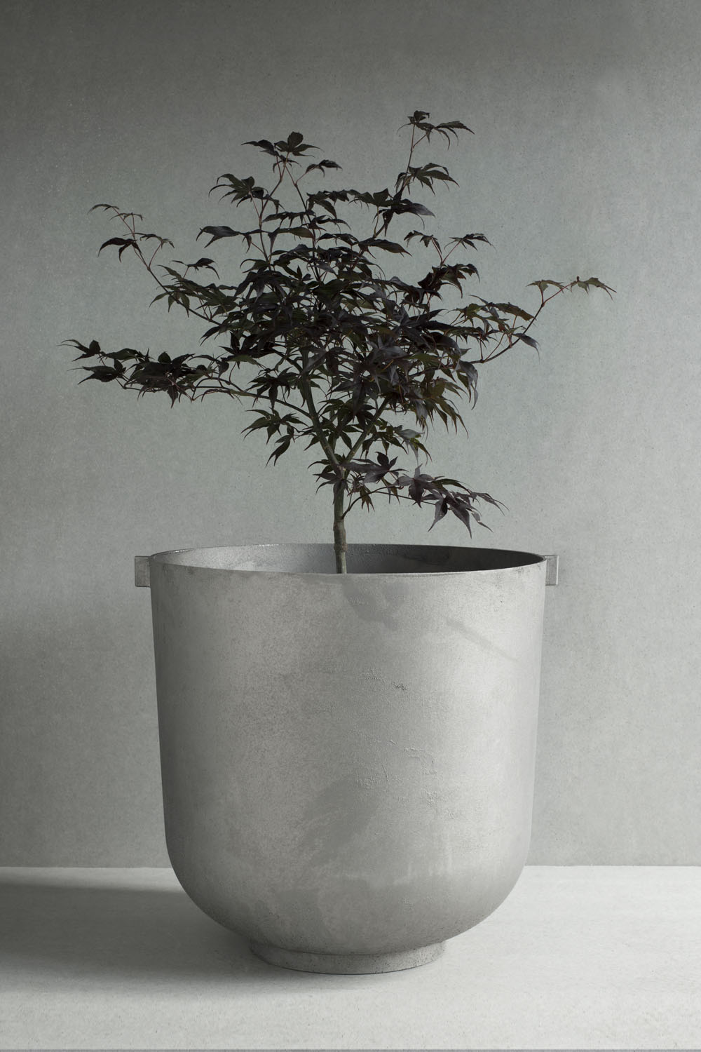 Castle Planter Raw Medium