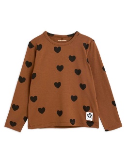 Basic hearts ls tee Brown - Chapter 1