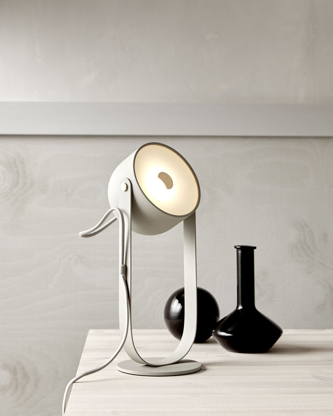Care of Bankeryd Svejk Bordslampa 13 Beige/mässing